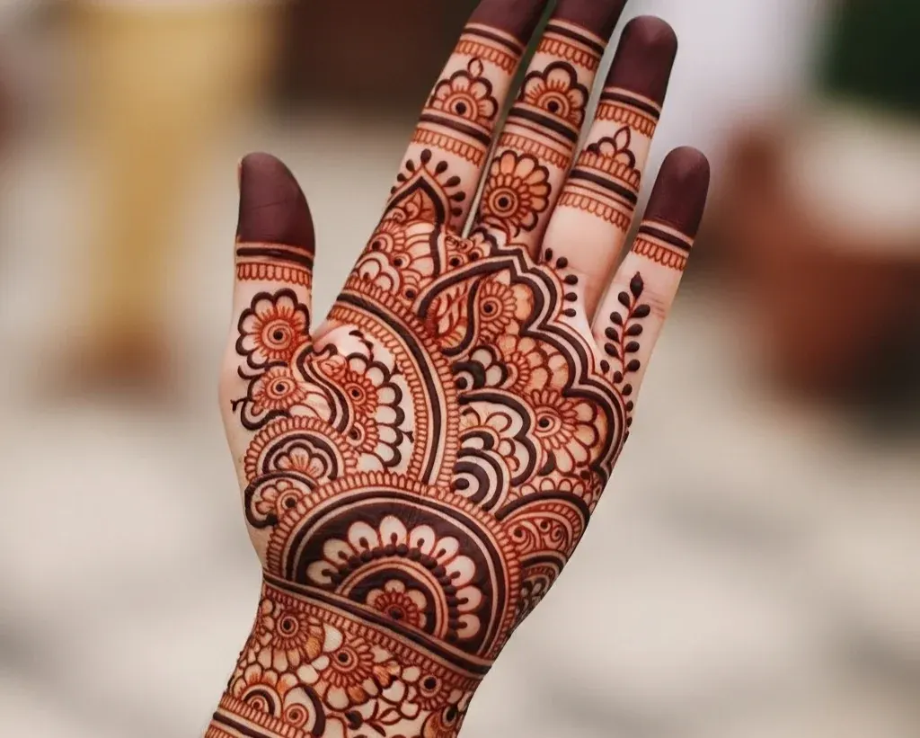 Easy Indian Mehndi Designs Front Hand
