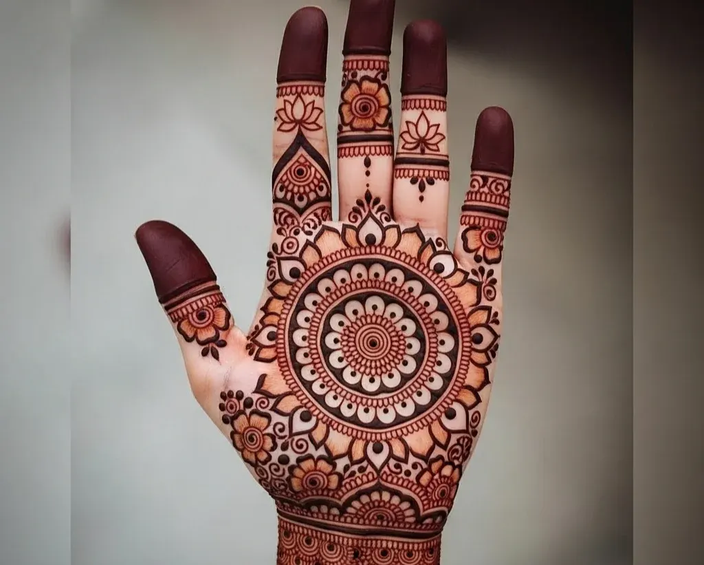 Mehndi Designs Khafif Front Hand
